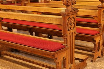 [Translate to Englisch:] Basilika Kevelaer Sitzpolster