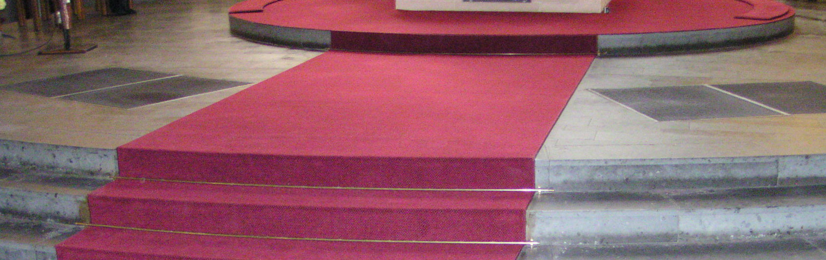 church carpet velvet round shape
